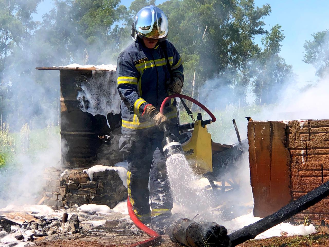 Homem sofre queimaduras de 1º e 2º grau durante incêndio em Umuarama