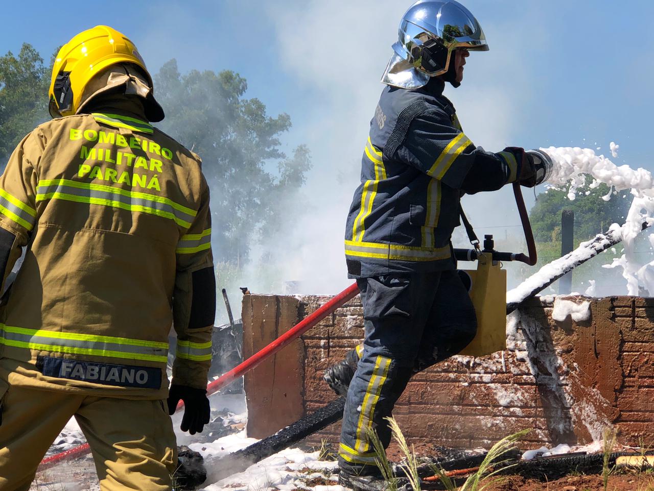 Homem Sofre Queimaduras De E Grau Durante Inc Ndio Em Umuarama