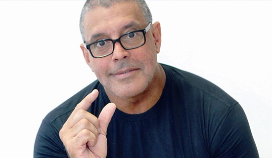 Alexandre Frota é condenado a pagar R$ 50 mil por xingar Chico Buarque
