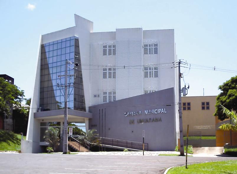 Câmara de Umuarama vota hoje aumento número de 10 para 17 vereadores