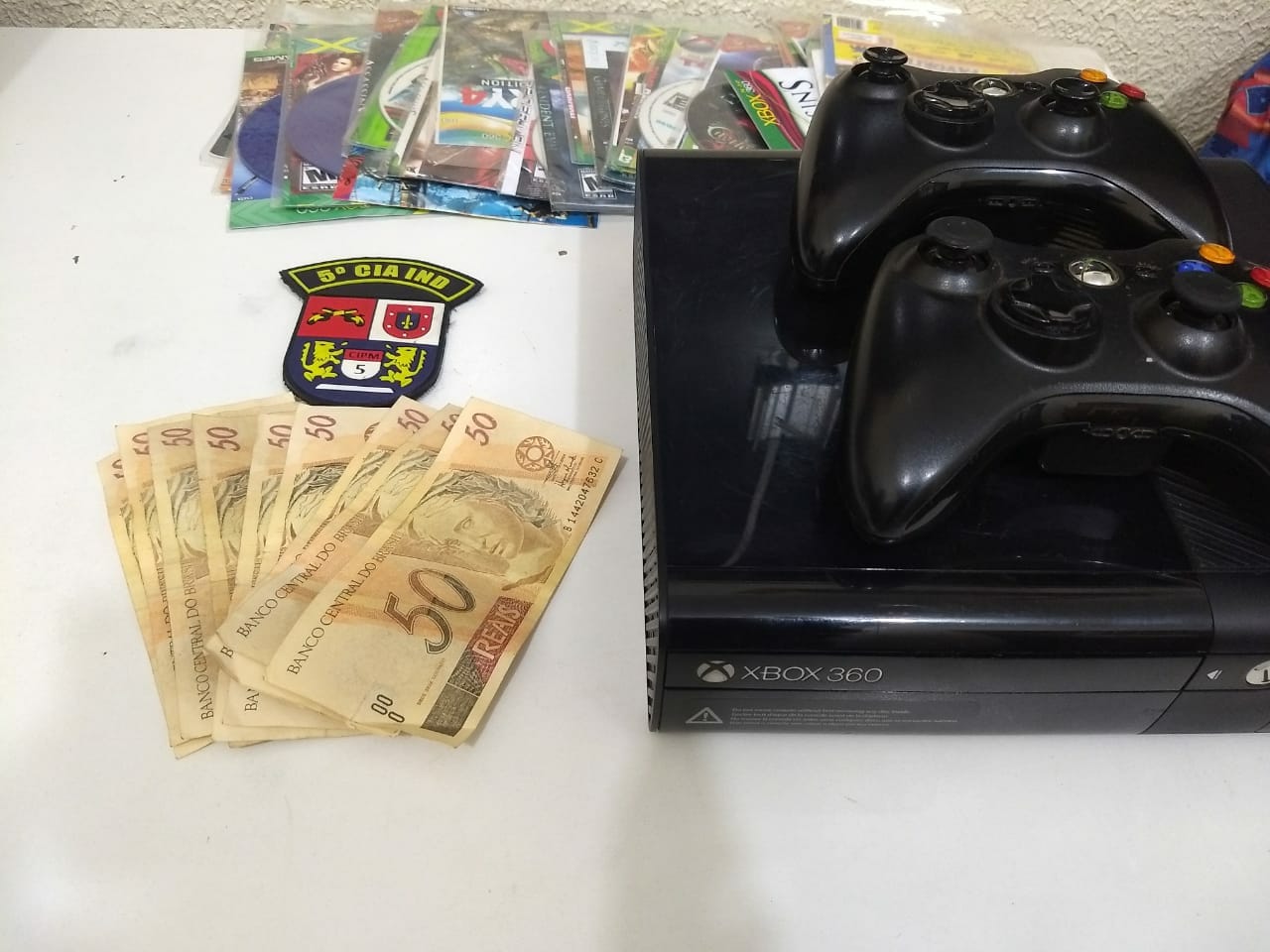 Homens pagaram video game com notas de R$ 50 falsificadas em Cianorte e acabam presos