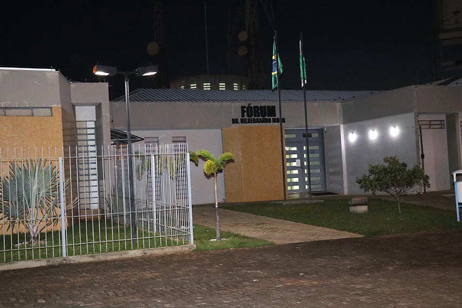 Idoso é condenado a 28 anos de prisão por matar ex-companheira a machadadas