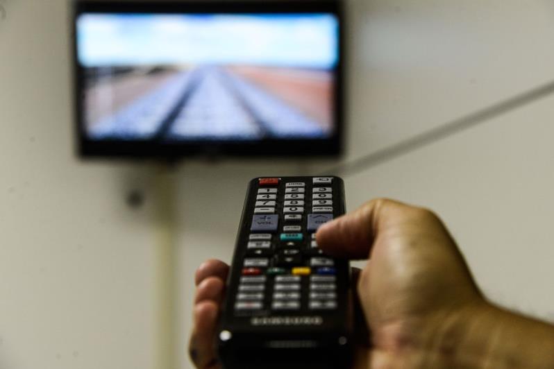 TV desaparece sem sinais de arrombamento e caso intriga morador em Francisco Alves