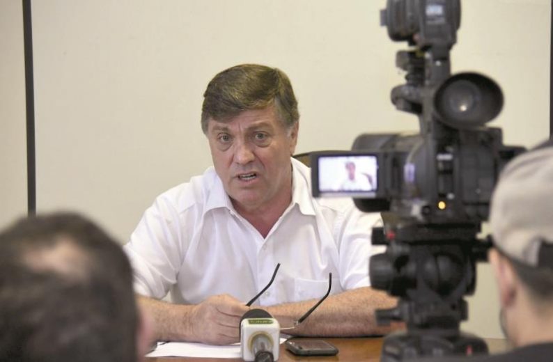 Jornal Ilustrado - Apesar de ação restabelecer validade de cassação, Pozzobom continua prefeito de Umuarama. Entenda