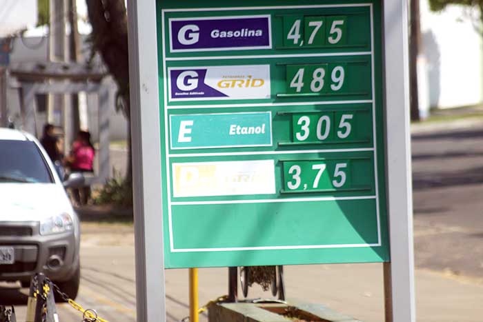 Jornal Ilustrado - Preço do litro do etanol sobe 10% em apenas um mês