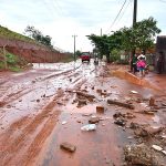 Jornal Ilustrado - Prefeitura recupera rua atingida por enxurradas