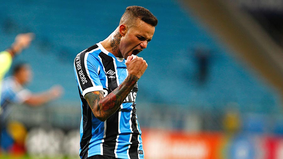 Luan pede para jogar nesta terça no desafio do Grêmio contra o River