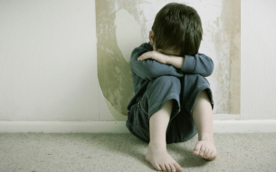 Homem é suspeito de atos libidinosos contra 2 meninas durante confraternização