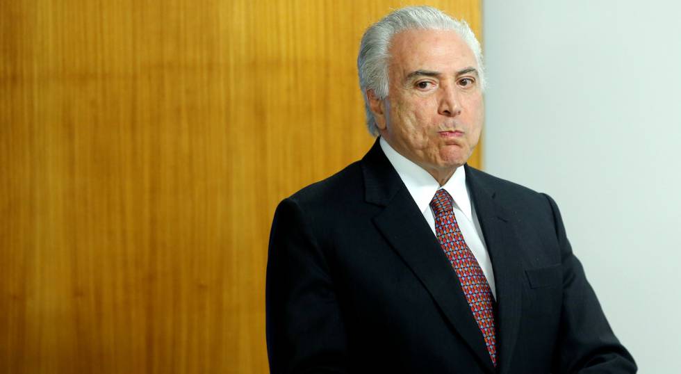 Após anos de rei no Congresso, MDB murcha e perde caciques