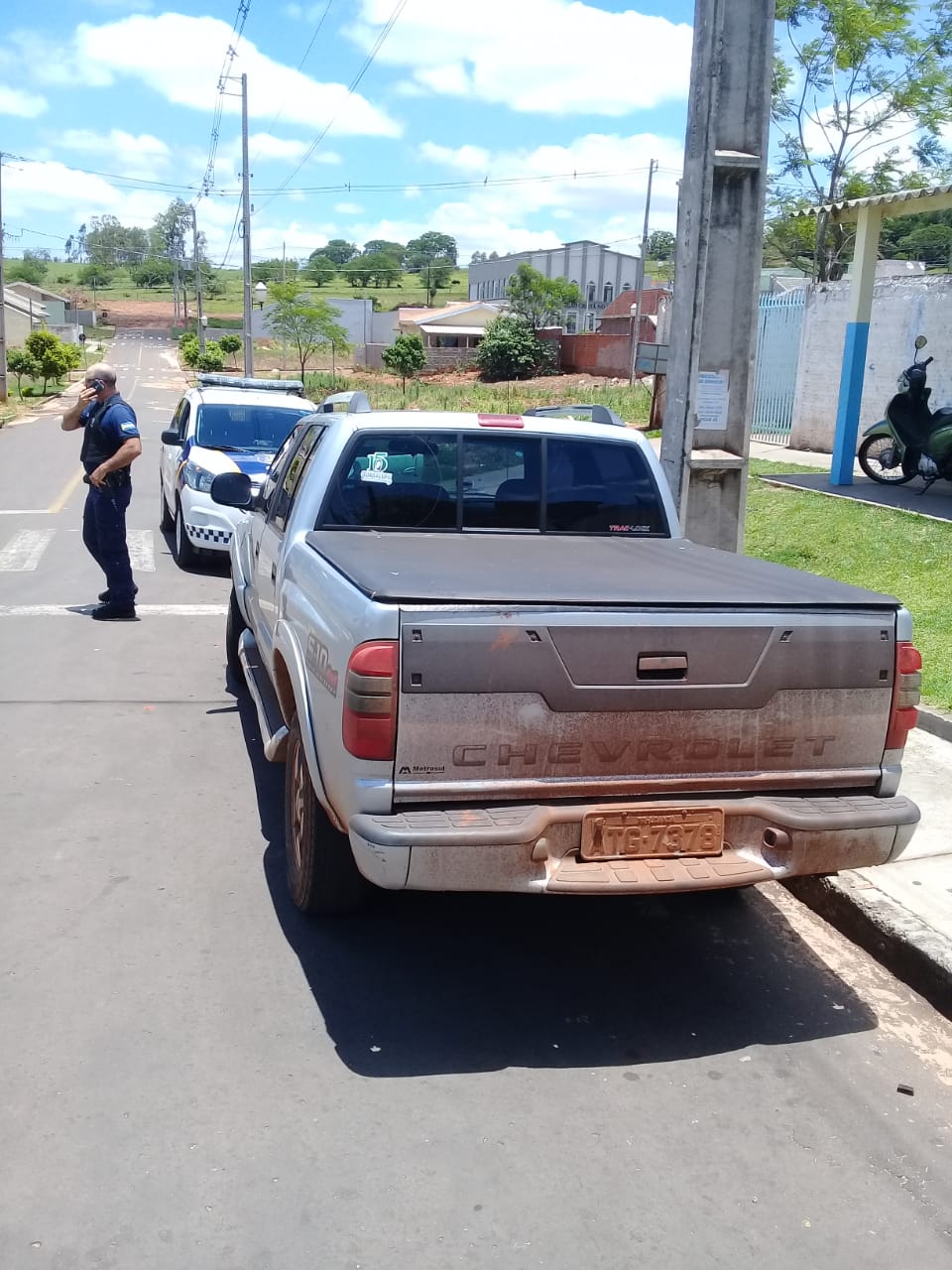 Recuperada em Umuarama caminhonete roubada em Loanda