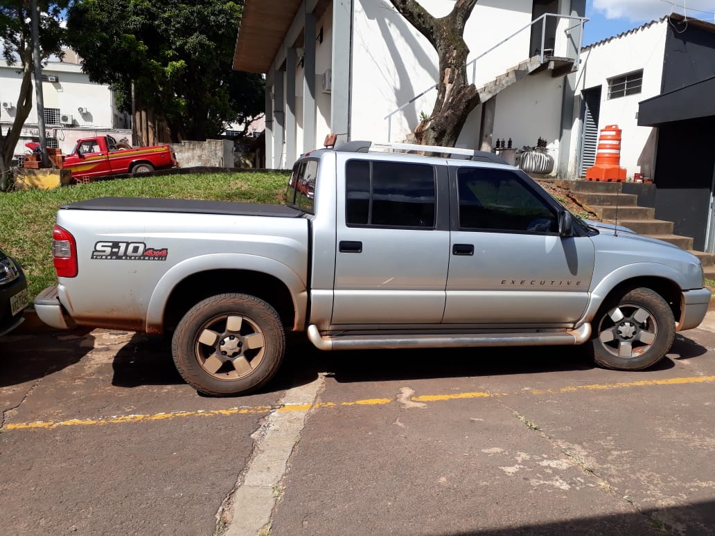 Recuperada em Umuarama caminhonete roubada em Loanda