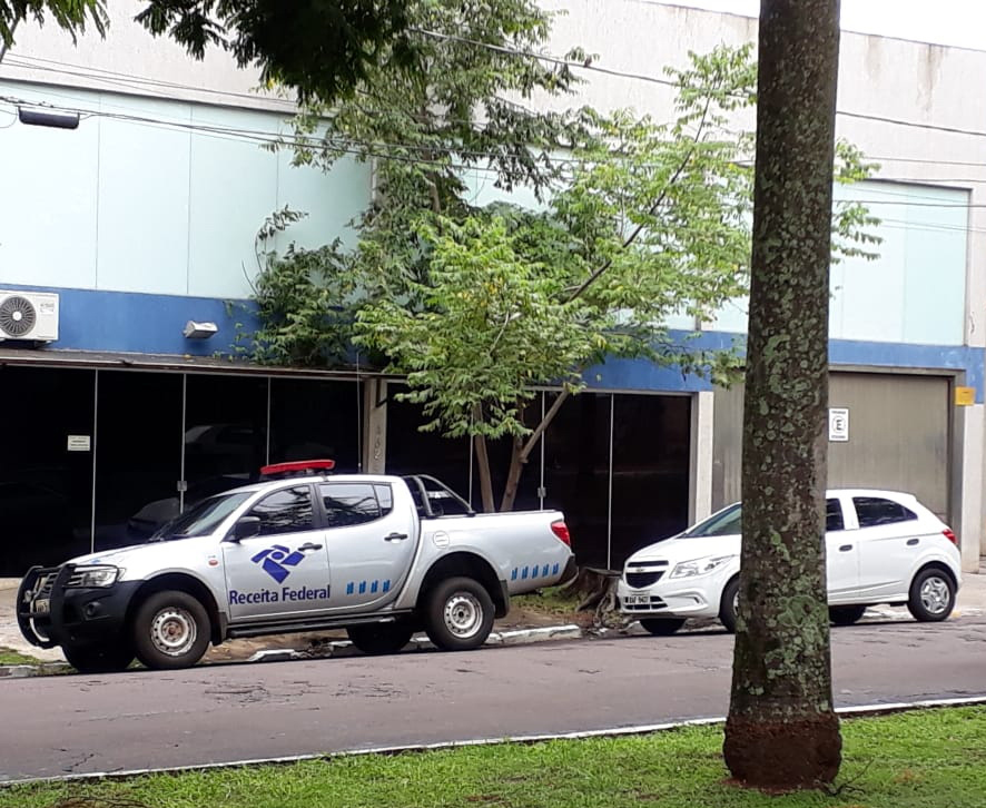 Receita apreende até luneta de armas longas nos Correios de Umuarama