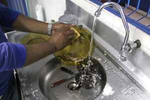 Calor intenso de dezembro e janeiro faz consumo de água subir 10% em Umuarama