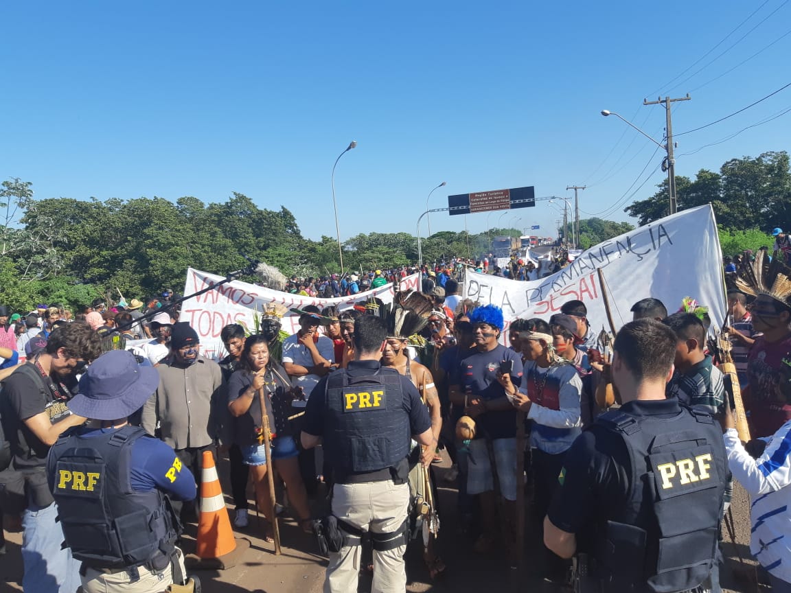 indios-guaira-protesto