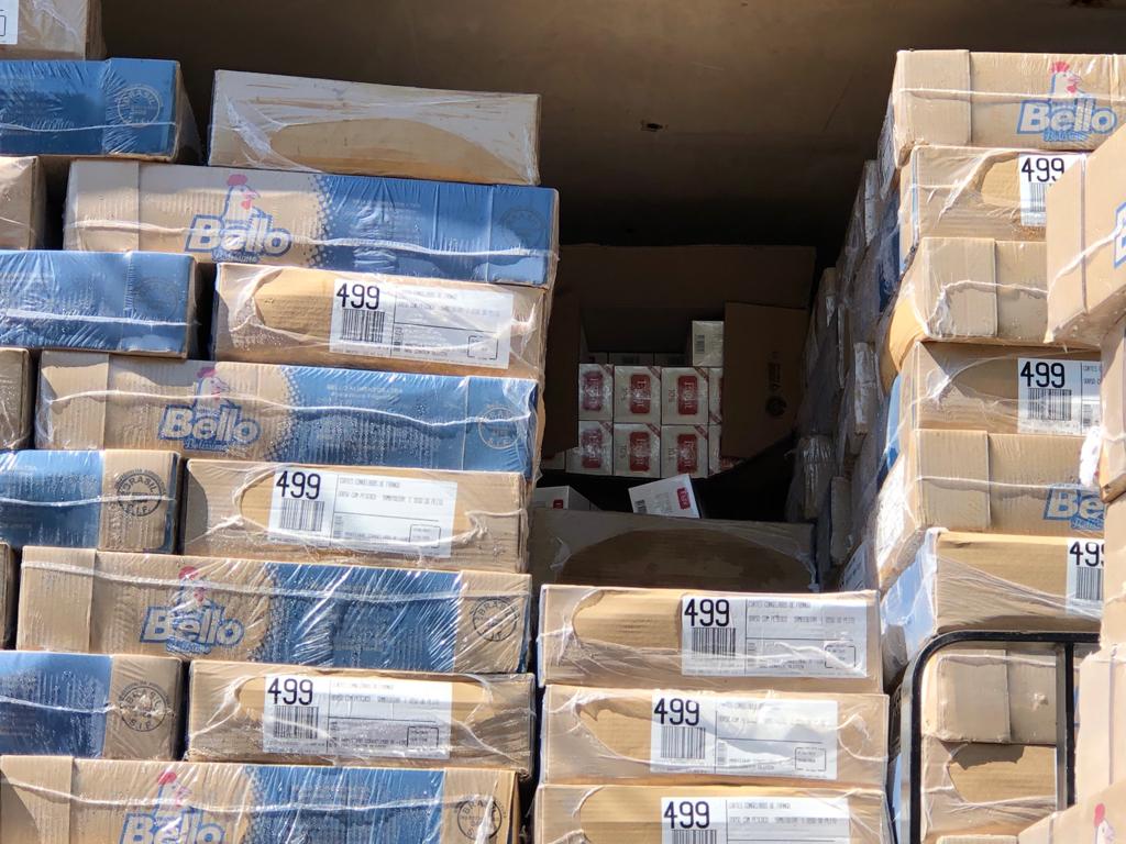 Jornal Ilustrado - Polícia Militar apreende caminhão carregado de cigarros contrabandeados
