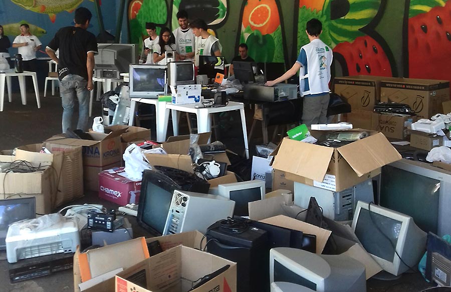 Recolhimento de lixo eletrônico é realizado hoje em Umuarama