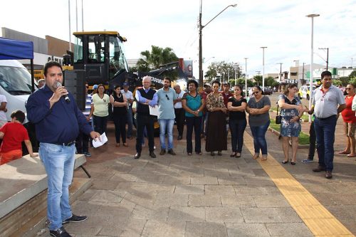 Jornal Ilustrado - Prefeitura de Mariluz reforça a frota com a conquista de novos carros e máquina