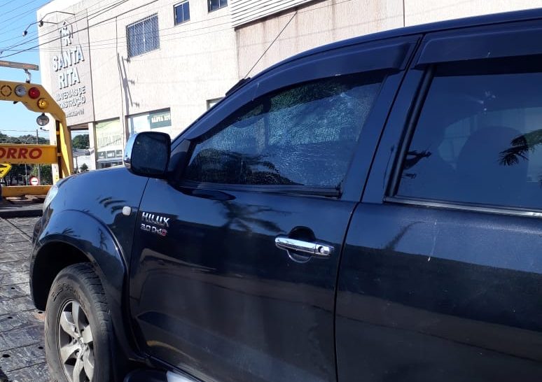 Comerciante diz que foi vítima de  extorsão e nega programa com travesti