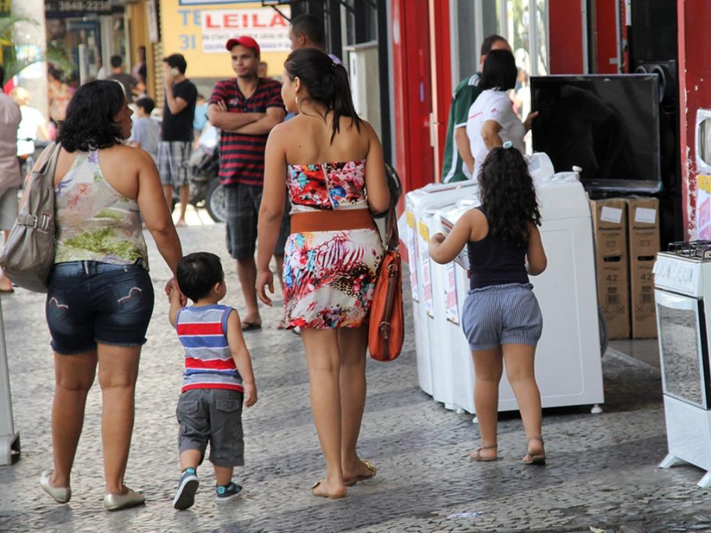Sindilojistas tenta ganhar tempo na decisão do TJ-PR de fechar o comércio de Umuarama