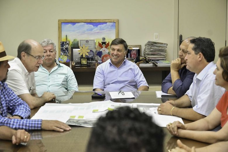 Jornal Ilustrado - Grupo confirma ao prefeito nova empresa que assumirá antiga Averama