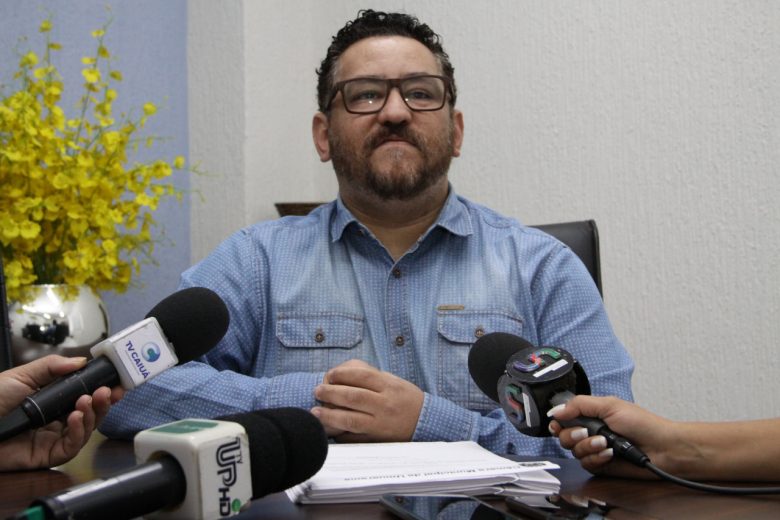 Jornal Ilustrado - Vereador Noel do Pão demite o seu chefe de Gabinete na Câmara de Umuarama