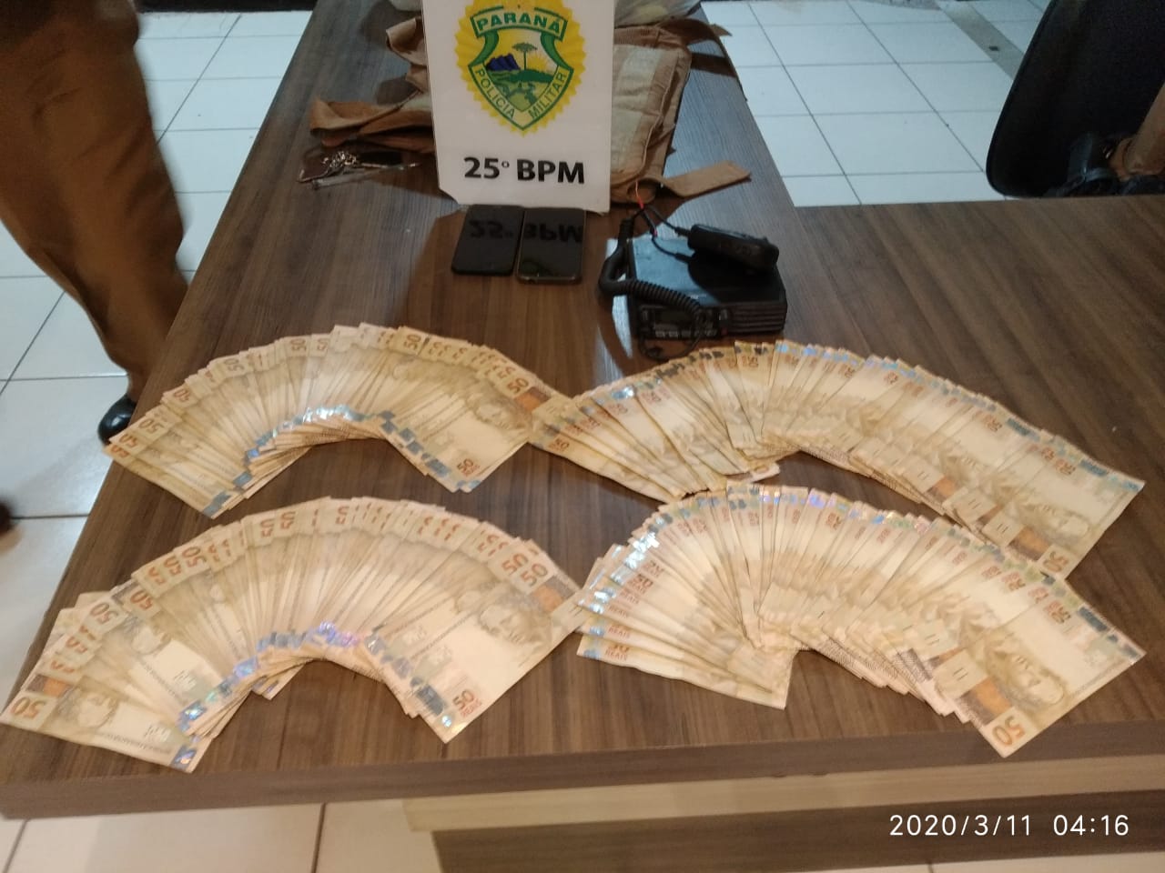 Ousados, suspeitos de contrabando tentam subornar Policiais Militares