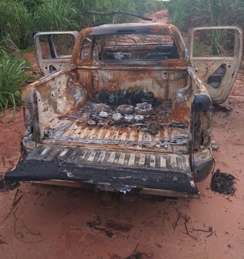 Jornal Ilustrado - Encontrada incendiada caminhonete de homem desaparecido em Mariluz