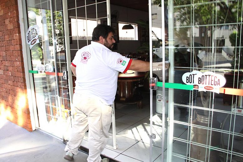 restaurante_aberto_umaurama_coronavirus