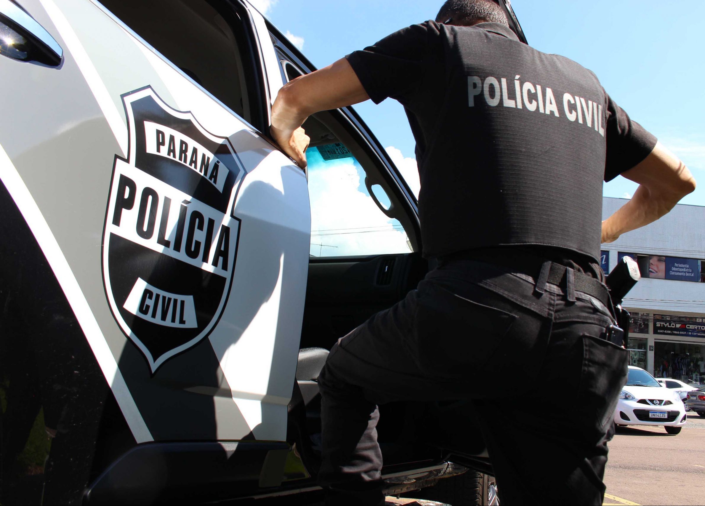 Policial Civil de Umuarama impede roubo em Paranavaí e 2 ladrões são presos