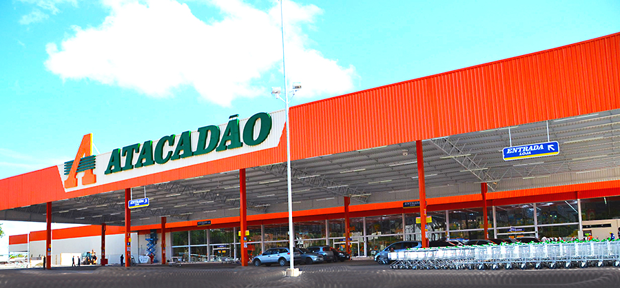Carrefour inicia terraplanagem para construção do Atacadão em Umuarama