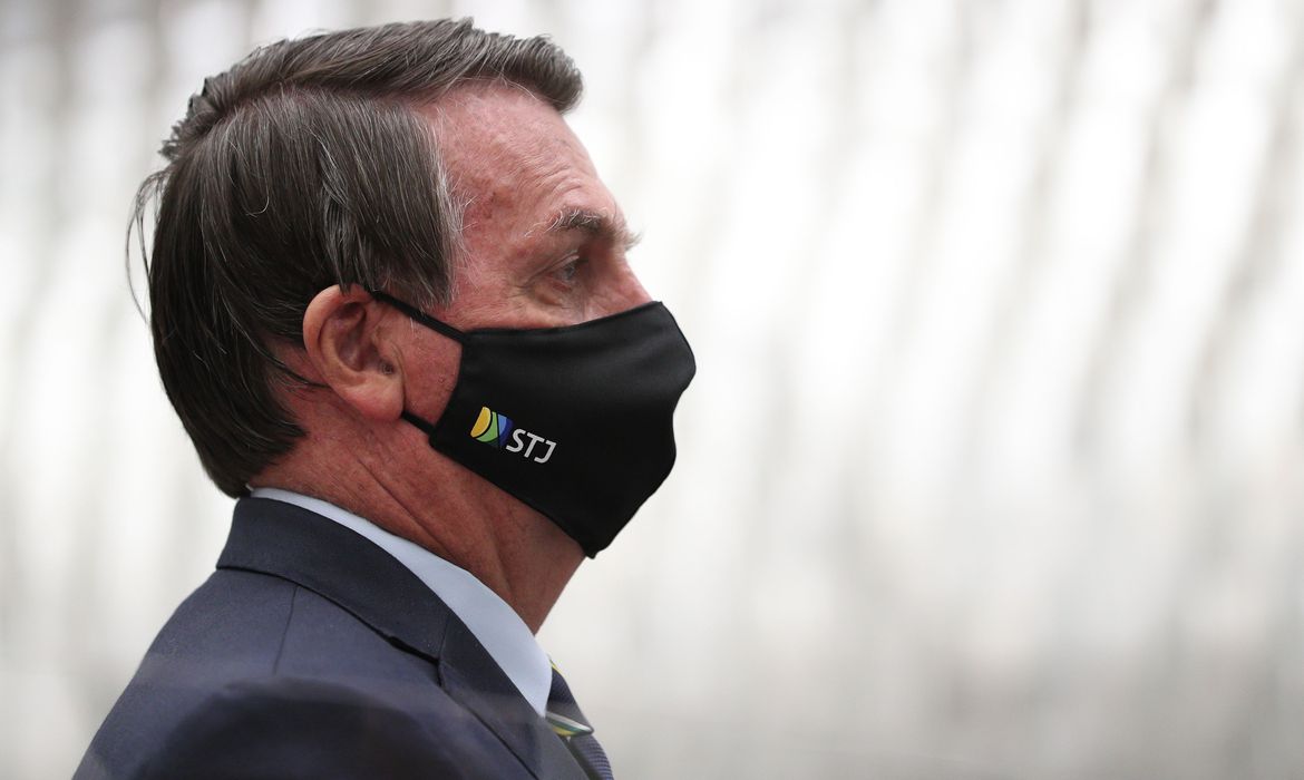 Bolsonaro anuncia que não vai atuar nas eleições municipais
