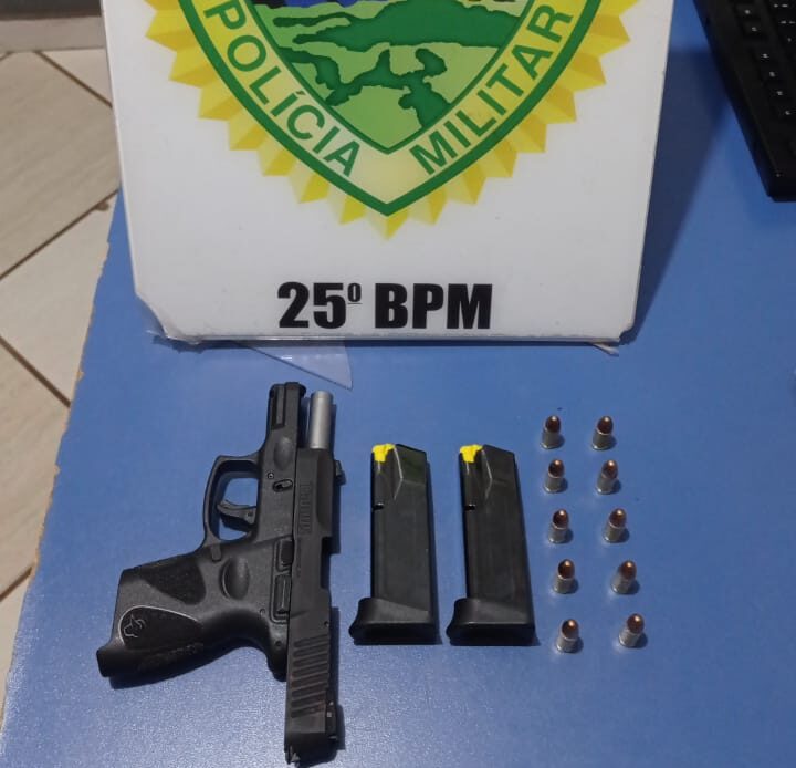 Briga de vizinhos termina com dois baleados por causa de cano de esgoto