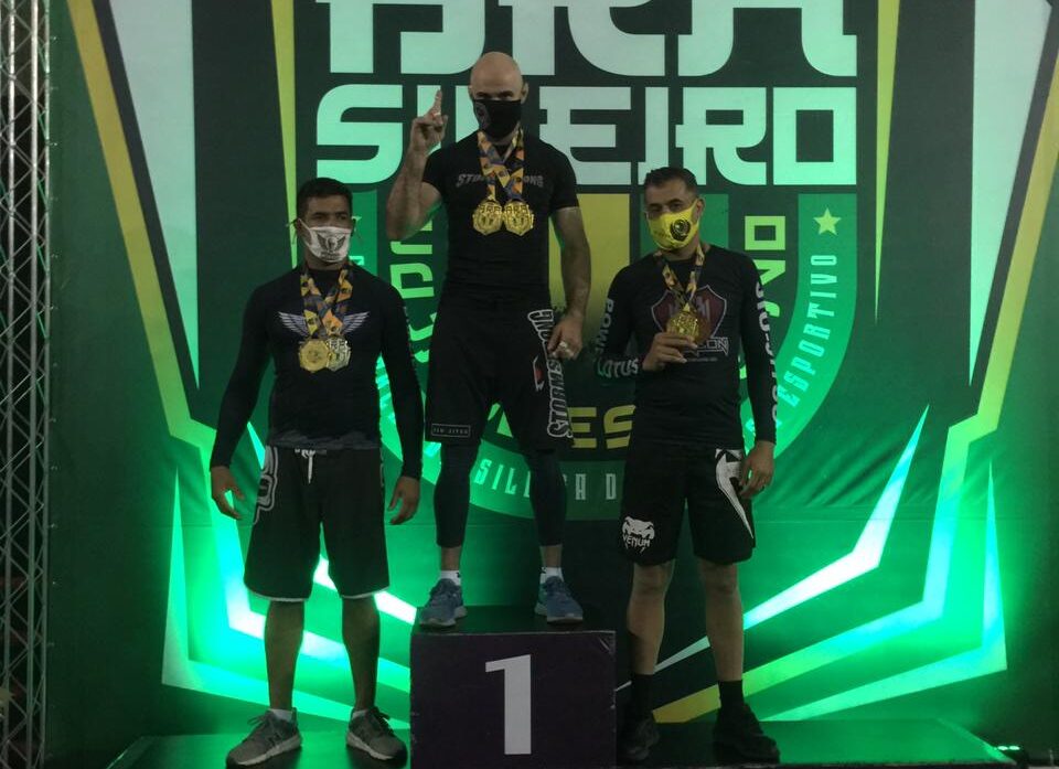 Frizon é campeão faixa preta do Campeonato Brasileiro de Jiu-Jítsu da CBJJE