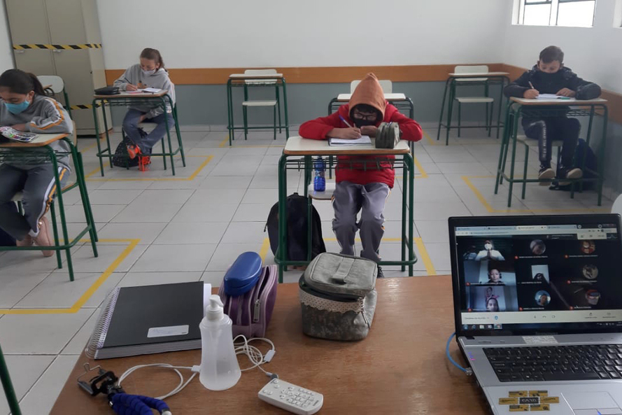 Escolas da rede estadual de ensino entram em recesso nesta segunda