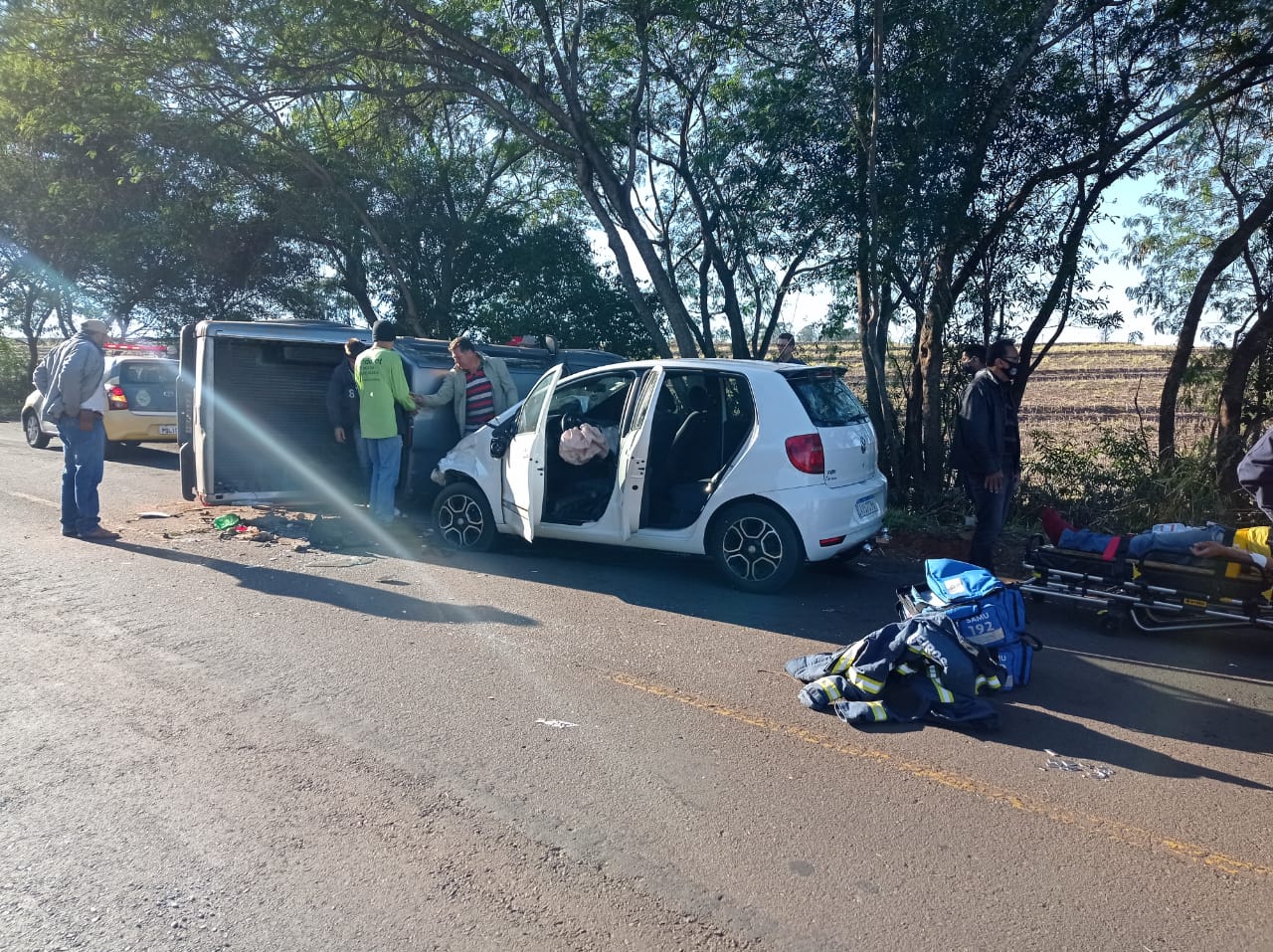 Acidente entre caminhão e 3 veículos deixa 3 feridos próximo a Rondon