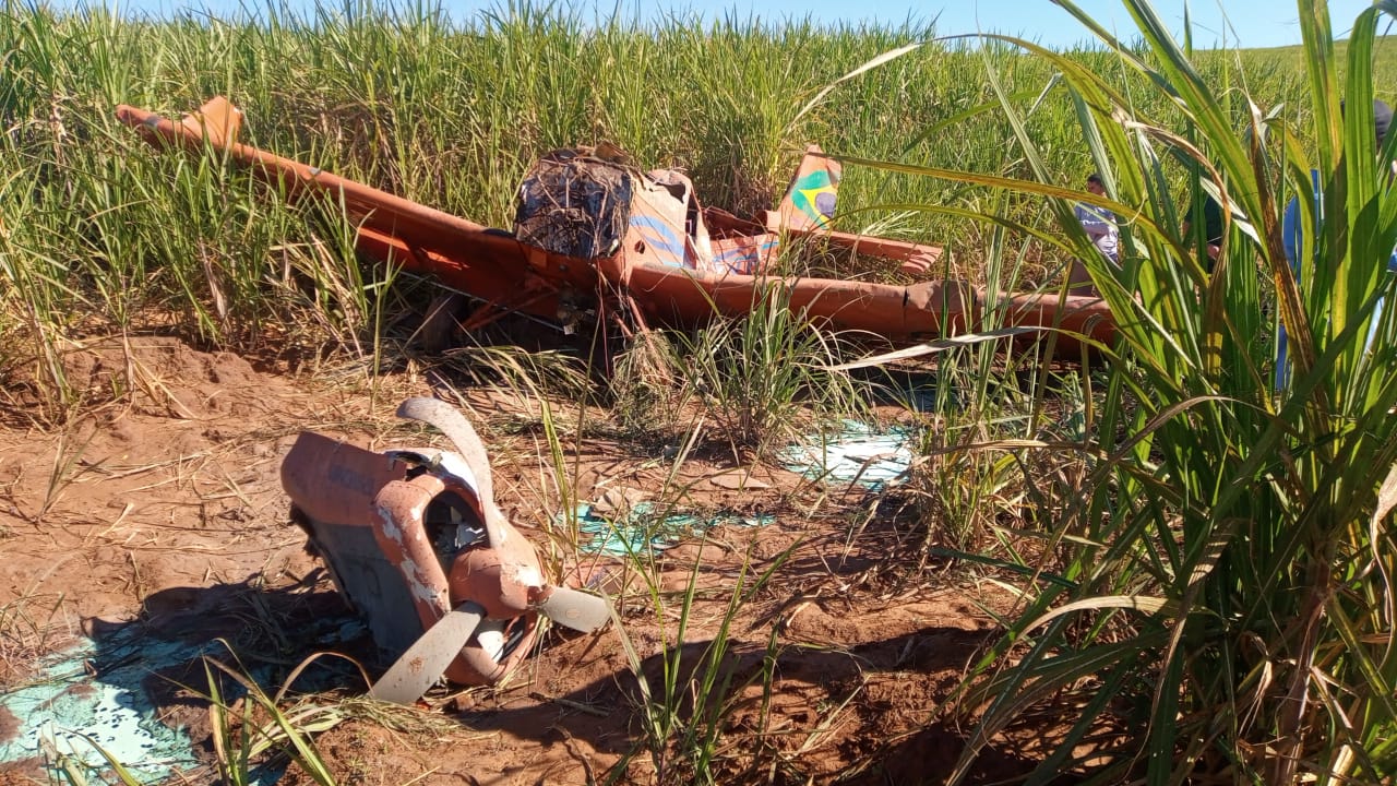 Piloto que caiu com avião em Umuarama sai andando do hospital
