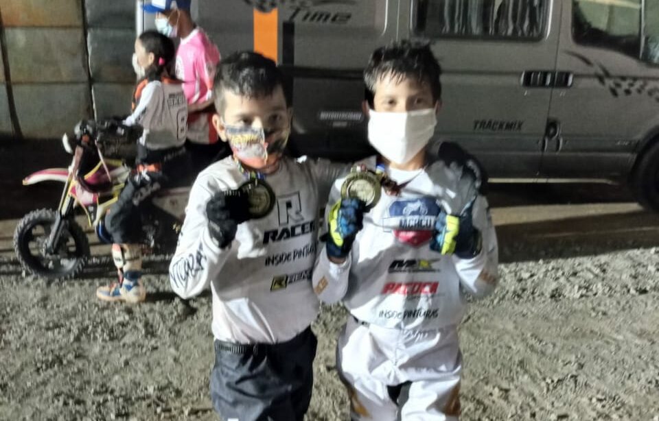Umuaramenses participam da primeira etapa do Arena Cross