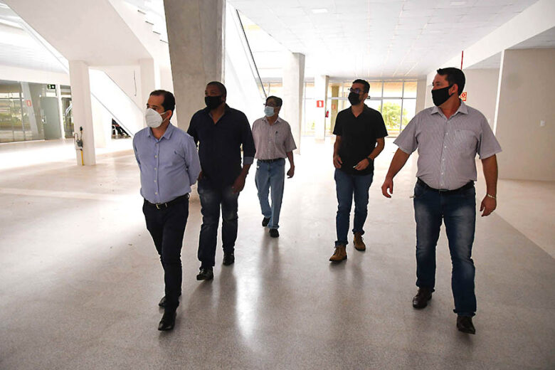 Jornal Ilustrado - Prefeitura agiliza processos para iniciar as operações na rodoviária nova e no aeroporto