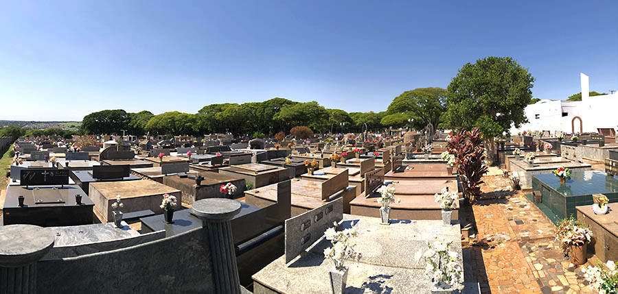 Jornal Ilustrado - Cemitério de Umuarama está próximo da capacidade máxima para túmulos no chão