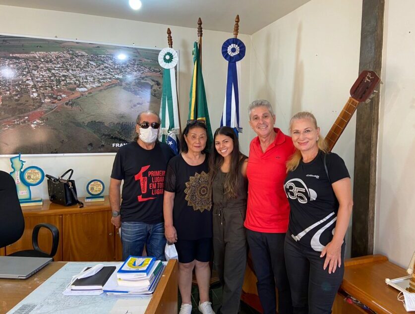 Com a prefeita de Francisco Alves