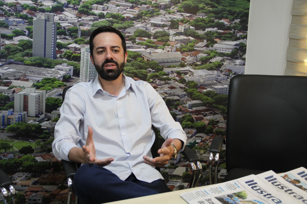 Jornal Ilustrado - Vereador em Umuarama, Mateus Barreto diz que é pré-candidato a deputado federal