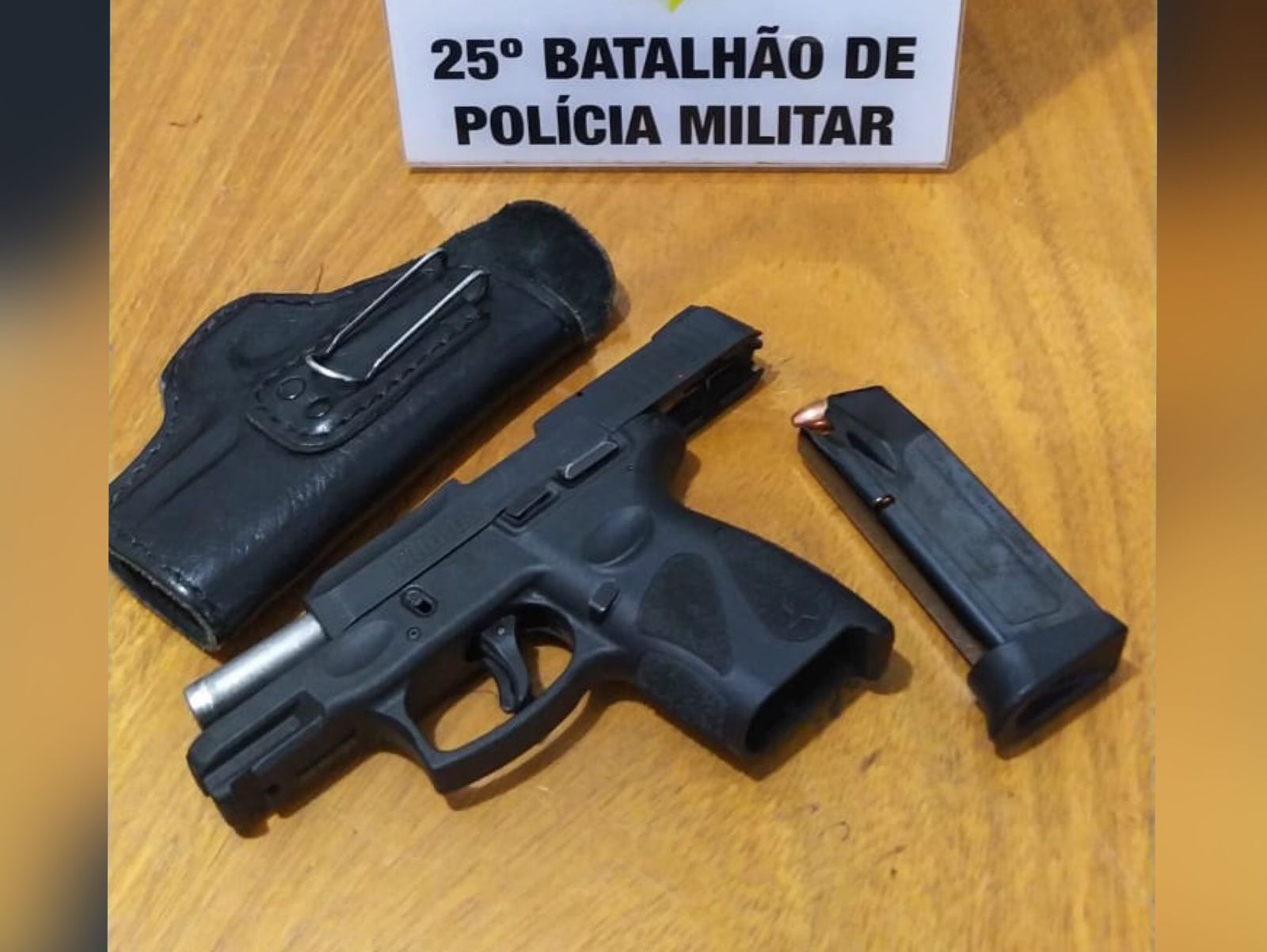 Após denúncia, homem é preso com pistola na cintura em Umuarama  