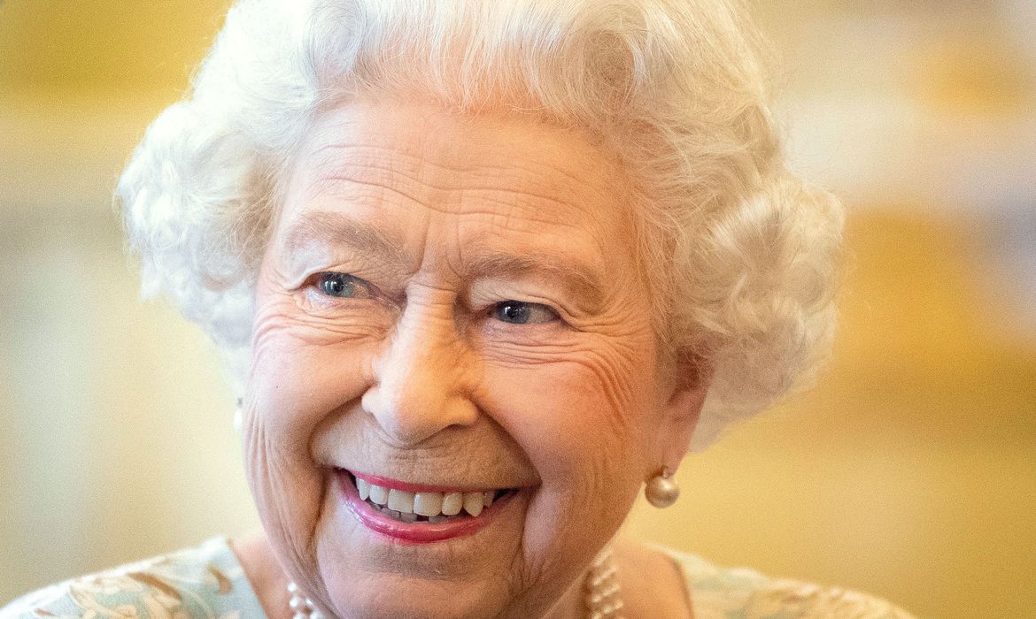 Jornal Ilustrado - Rainha Elizabeth II morre aos 96 anos na Escócia