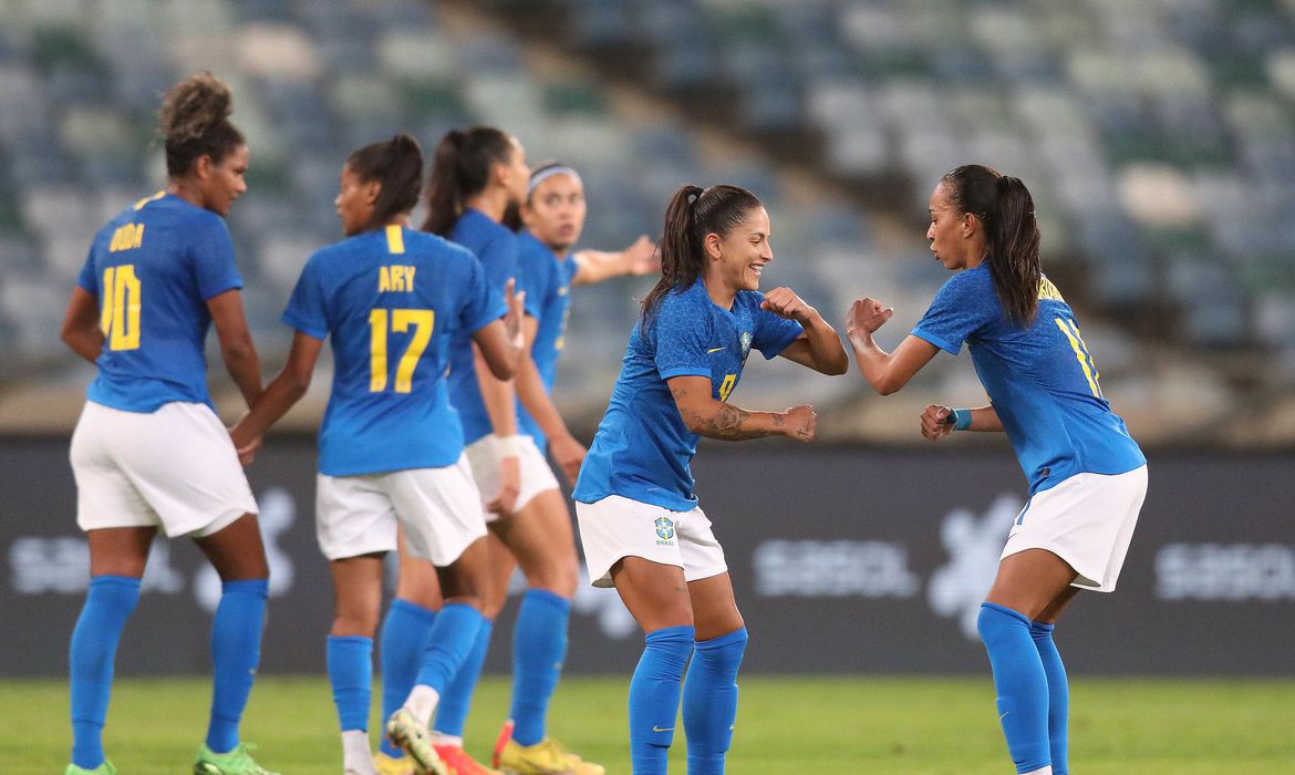 Jornal Ilustrado - Seleção feminina goleia em segundo amistoso contra África do Sul