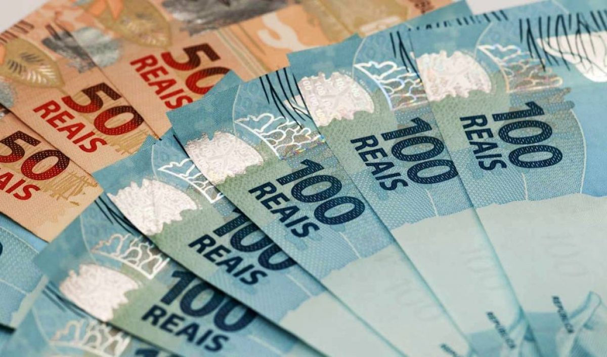 Jornal Ilustrado - Setor de distribuição de dinheiro para bancos fecha as portas em Umuarama