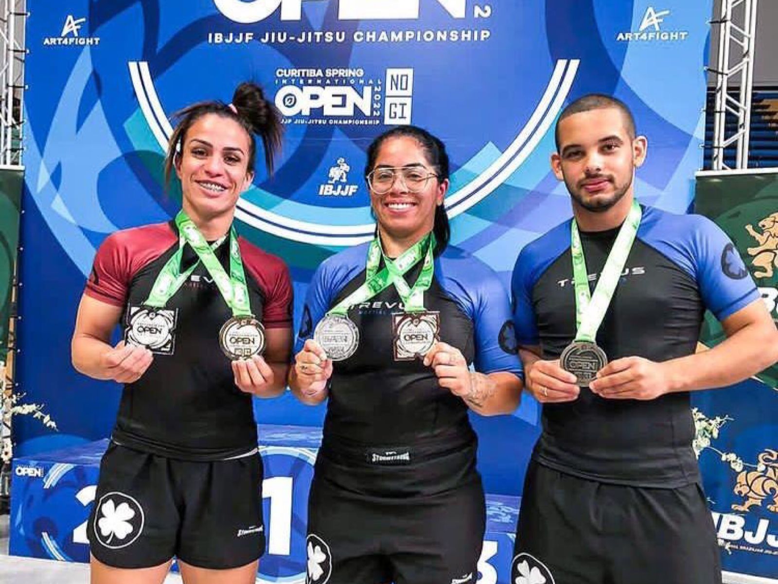 Atletas de Umuarama são destaques em competição internacional de Jiu-Jitsu  