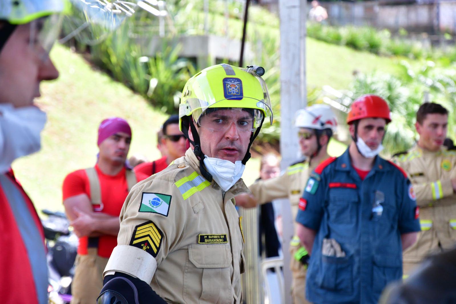 Jornal Ilustrado - Bombeiros do Paraná se destacam em desafio nacional de resgate veicular