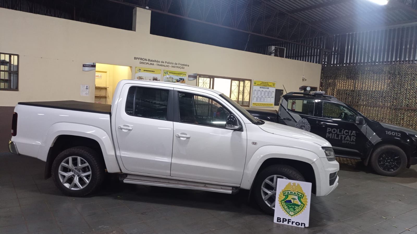 Caminhonete roubada é encontrada abandonada em Terra Roxa