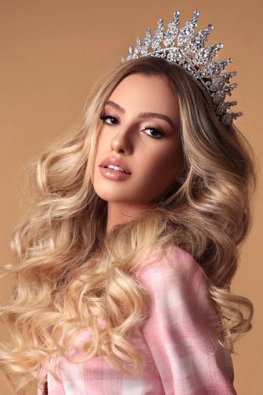Jornal Ilustrado - Adolescente de Altônia venceu o Miss Brasil Teen 2023