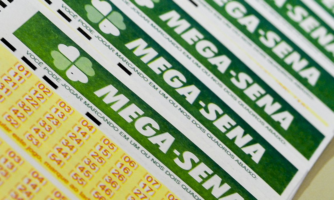 Jornal Ilustrado - Mega-Sena sorteia nesta quarta-feira prêmio acumulado em R$ 65 milhões